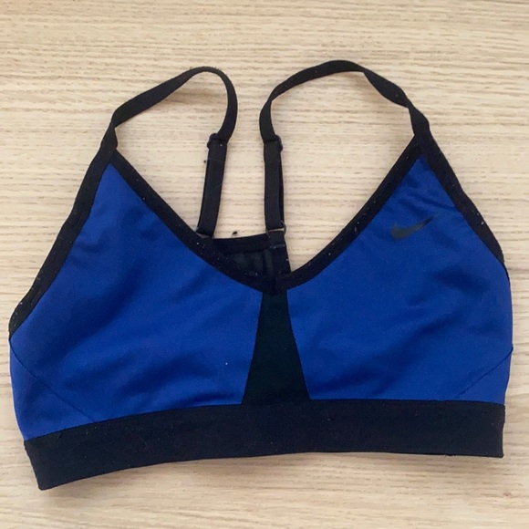 Nike Sports Bra - size XS - Picture 1 of 2
